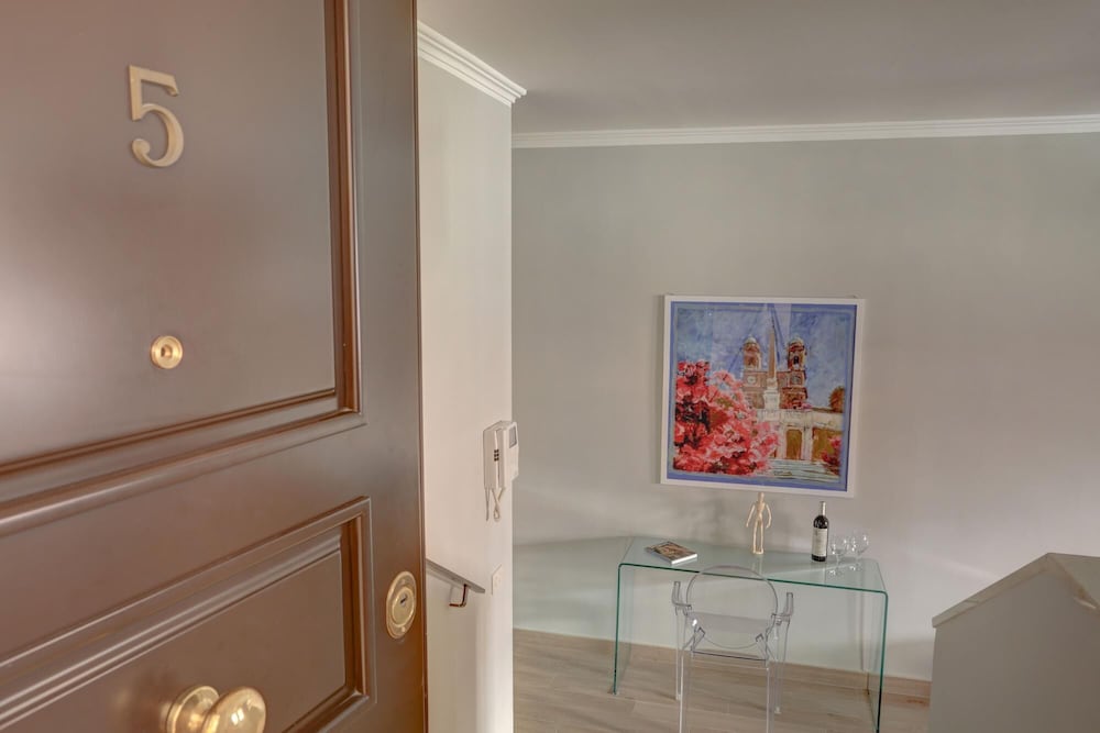 A5 Piazzetta Margutta A5 - My Extra Home
