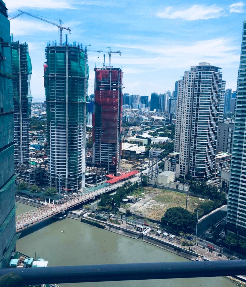 2 Bedroom Suite by Nezpril at Acqua Residence Manila