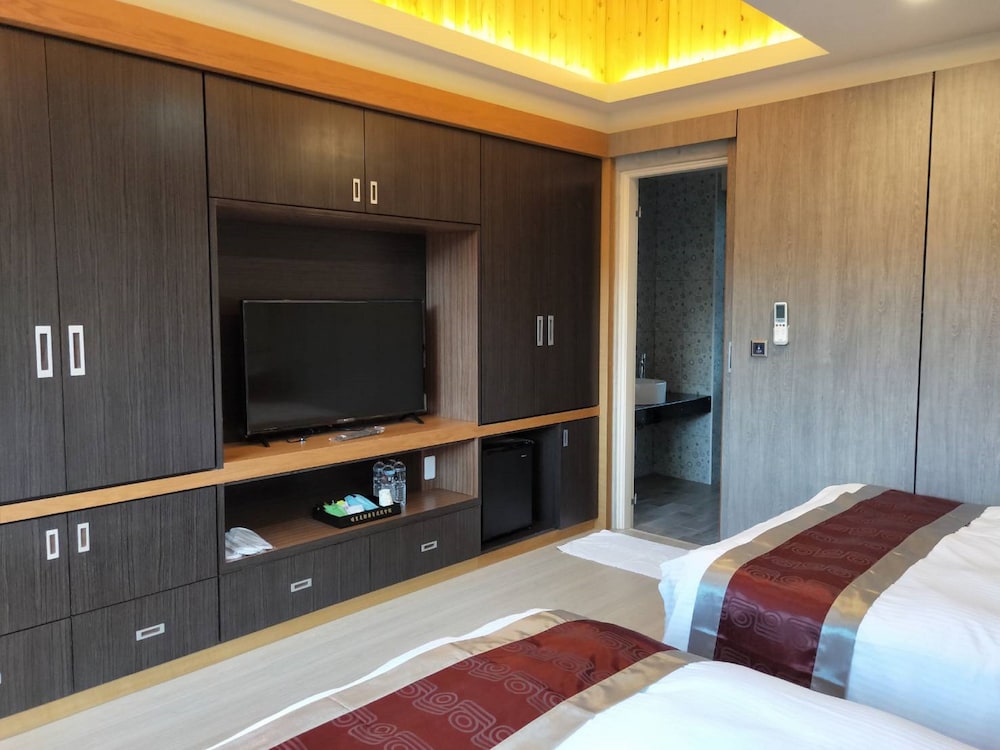 Huaman hot villa