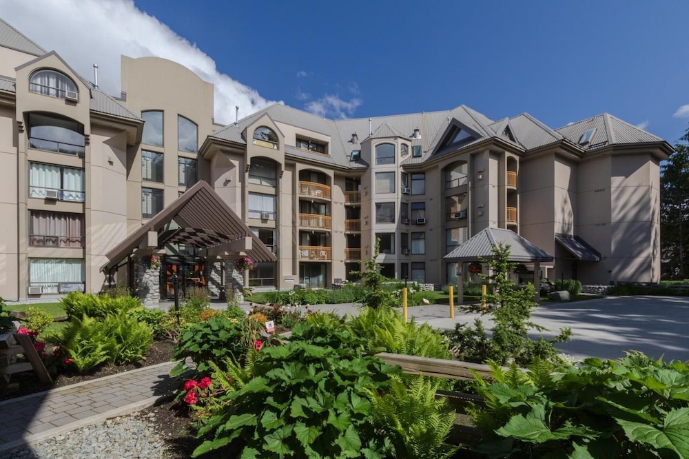 Marquise - Ski in Ski out - Pool - Hot tub -1st fl