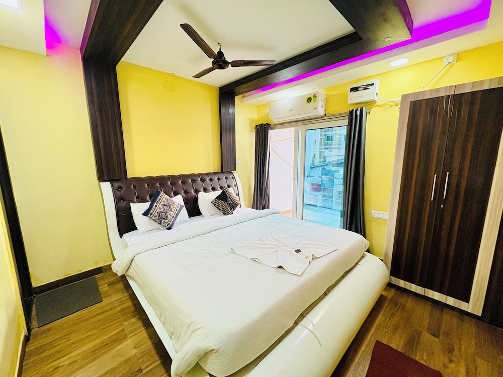 Hotel Bay premium Puri