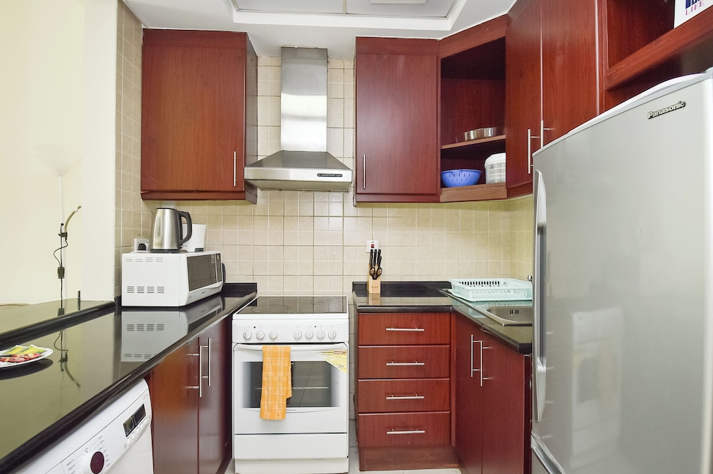 MGL - Spacious Studio Apartment