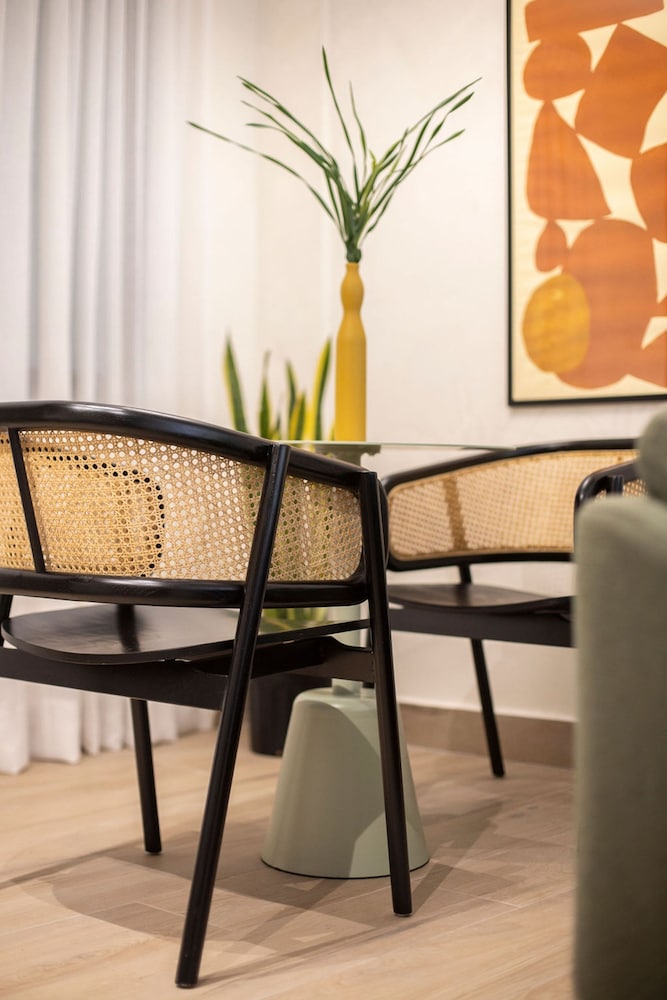 The Stallion by Acomodo Casco Viejo-top Location