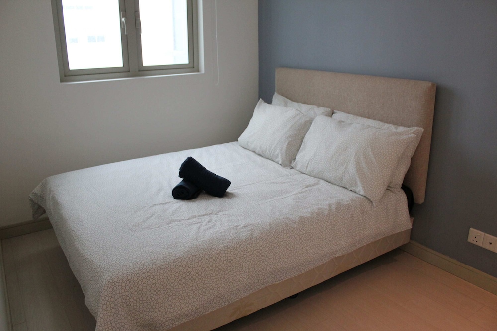 Central 2BR Apt 5 Mins Klcc Twin Towers, Bathtub