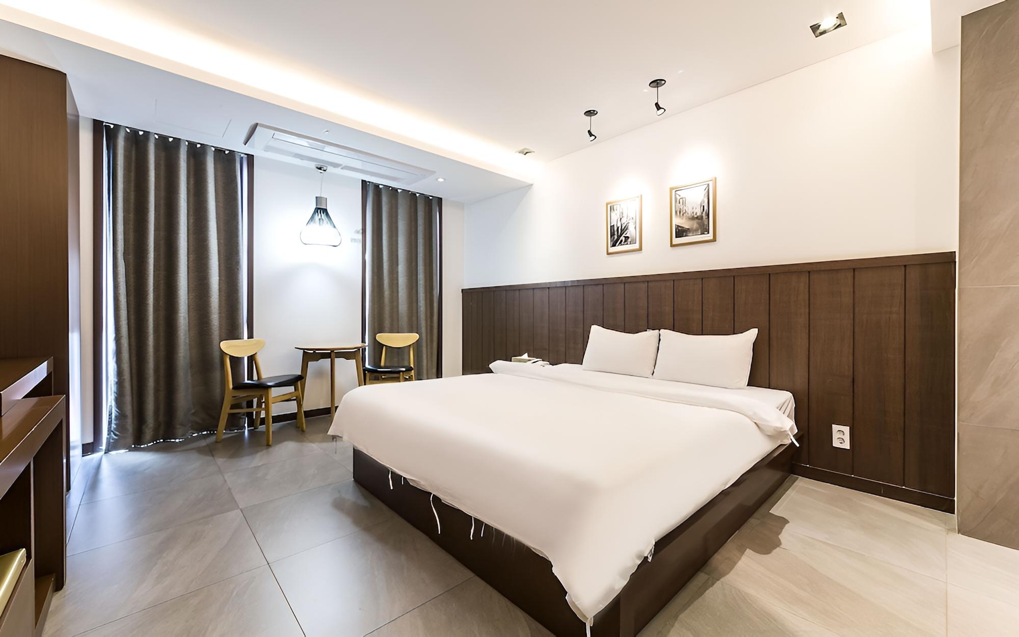 Incheon Ali Suite Hotel