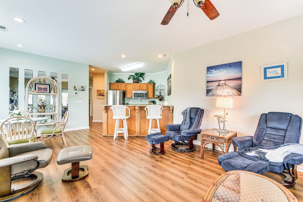 Golfer's Oasis 1 Mi to Ocean: River Creek II Condo