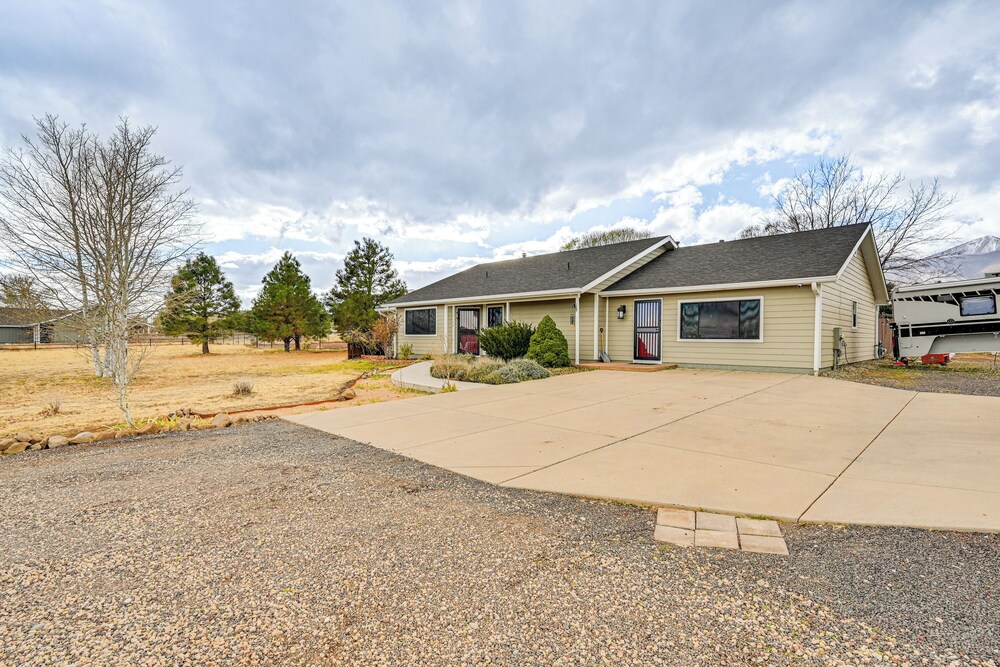 Mtn-view Family Home w/ Grill in Flagstaff!