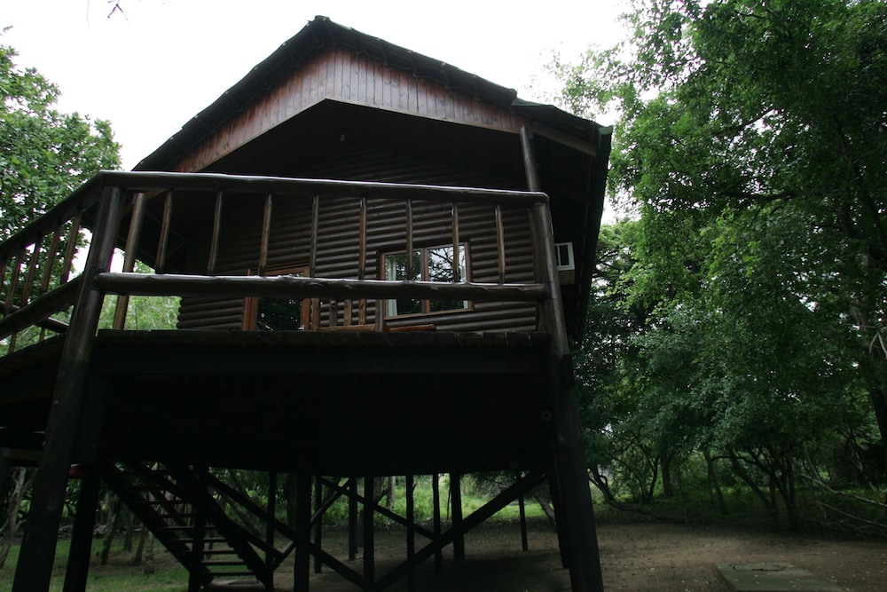Bonamanzi Game Reserve