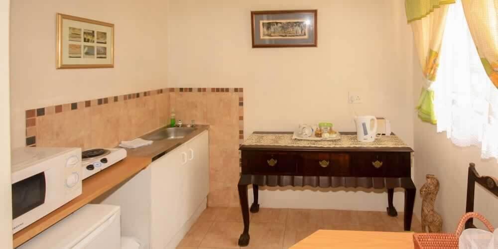 Homestead B & B