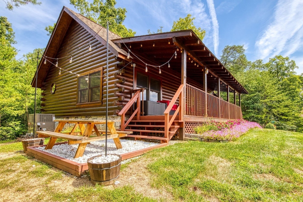 Er80 - Can't Bear To Leave 2 Bedroom Cabin