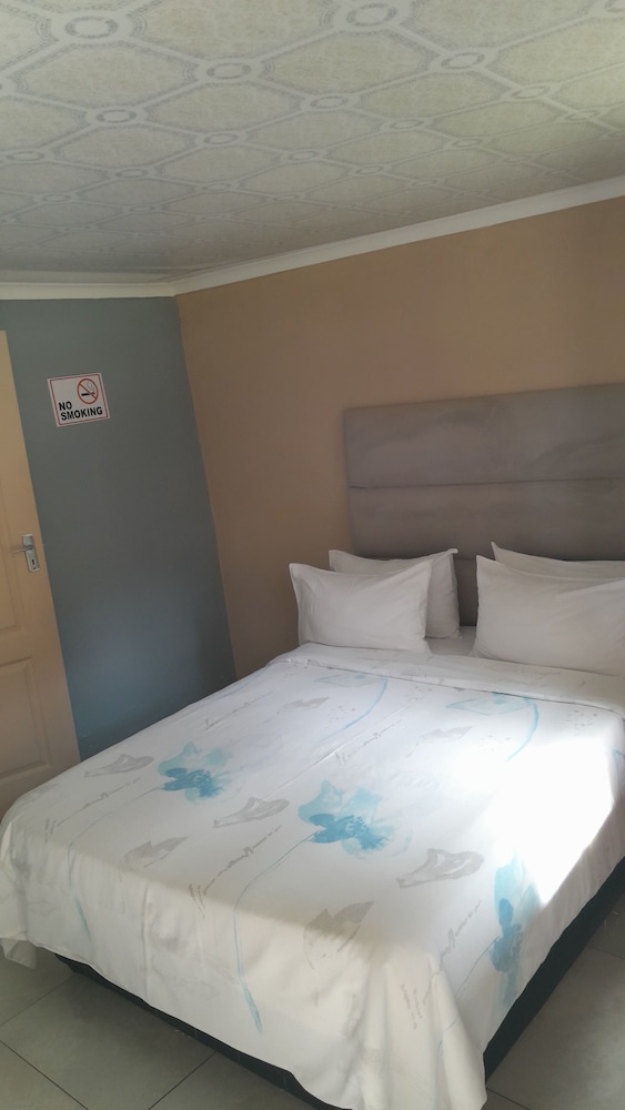 Simbasun Country Cottages