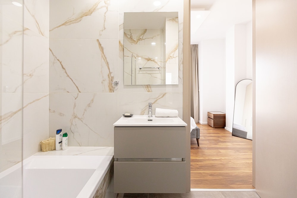 YAMAS Urban Living Platinum 77 Penthouses