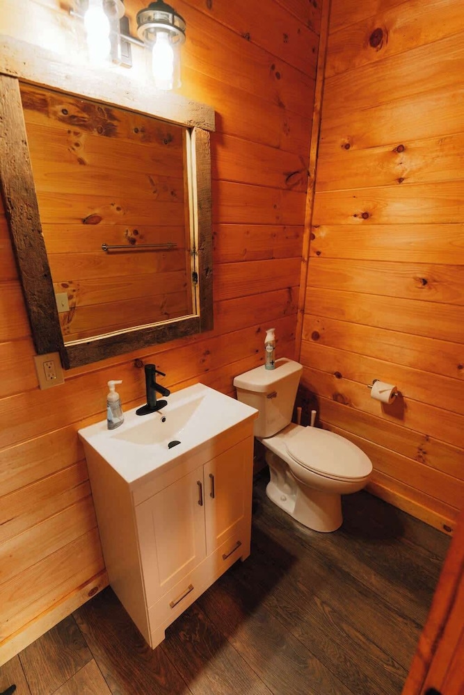Memories at Hillside A Modern Cabin Hocking Hills