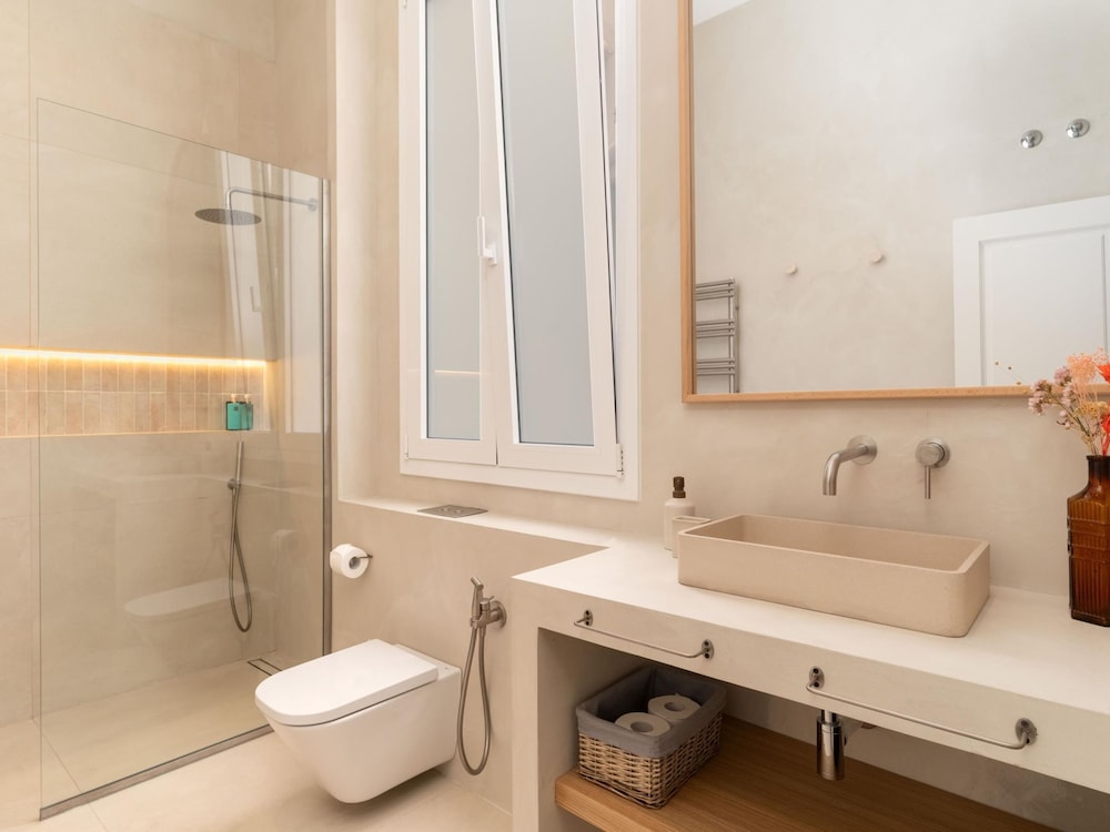 Apartamento de Tres Habitaciones con Terraza 11B