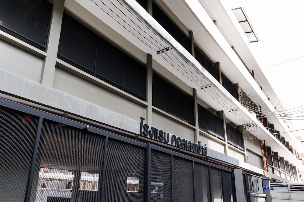 Hotel College Haus - Image 1