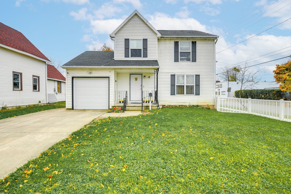 4 Mi to Dtwn: Family Home in Buffalo