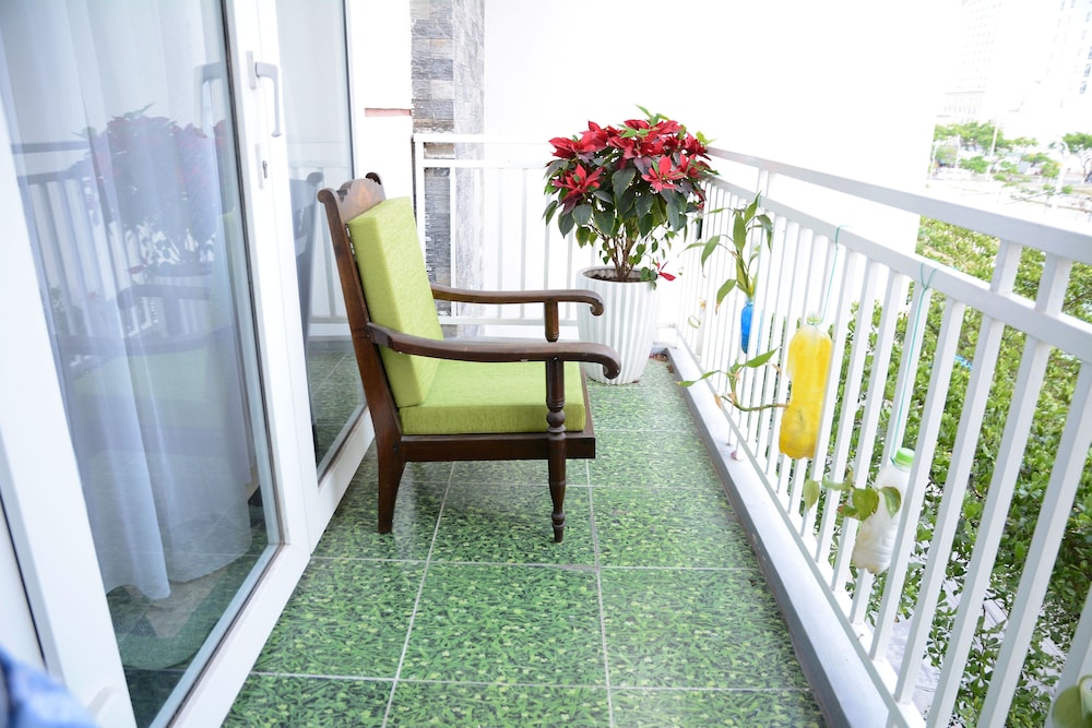 Linh House