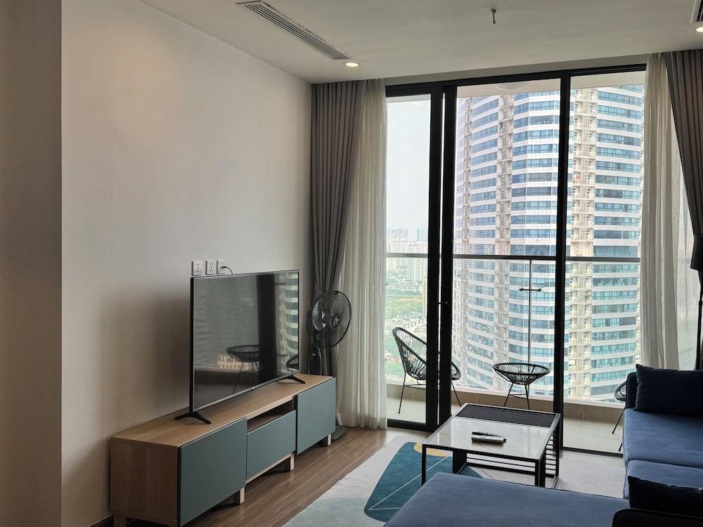 Mira Housing- Vinhome Skylake Luxury Apartment