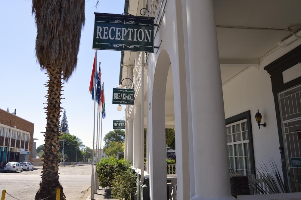 Karoo Country Inn Hotel