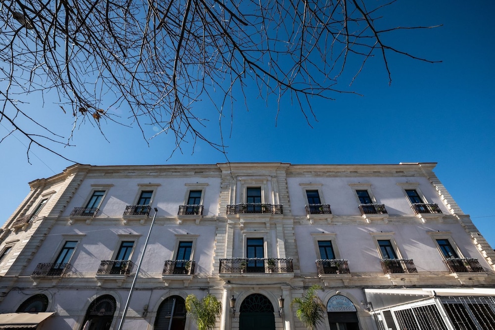 Des Bains Chambre & Suite