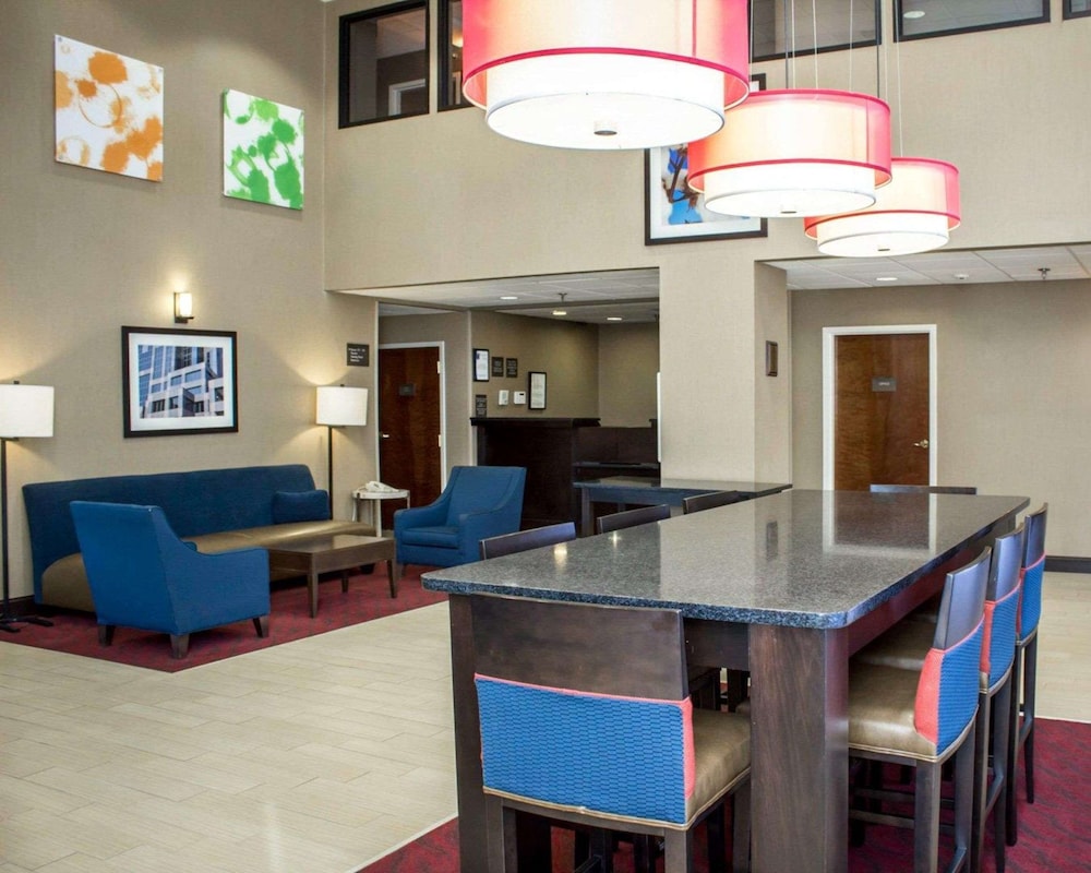 Comfort Inn & Suites Fuquay Varina view 3