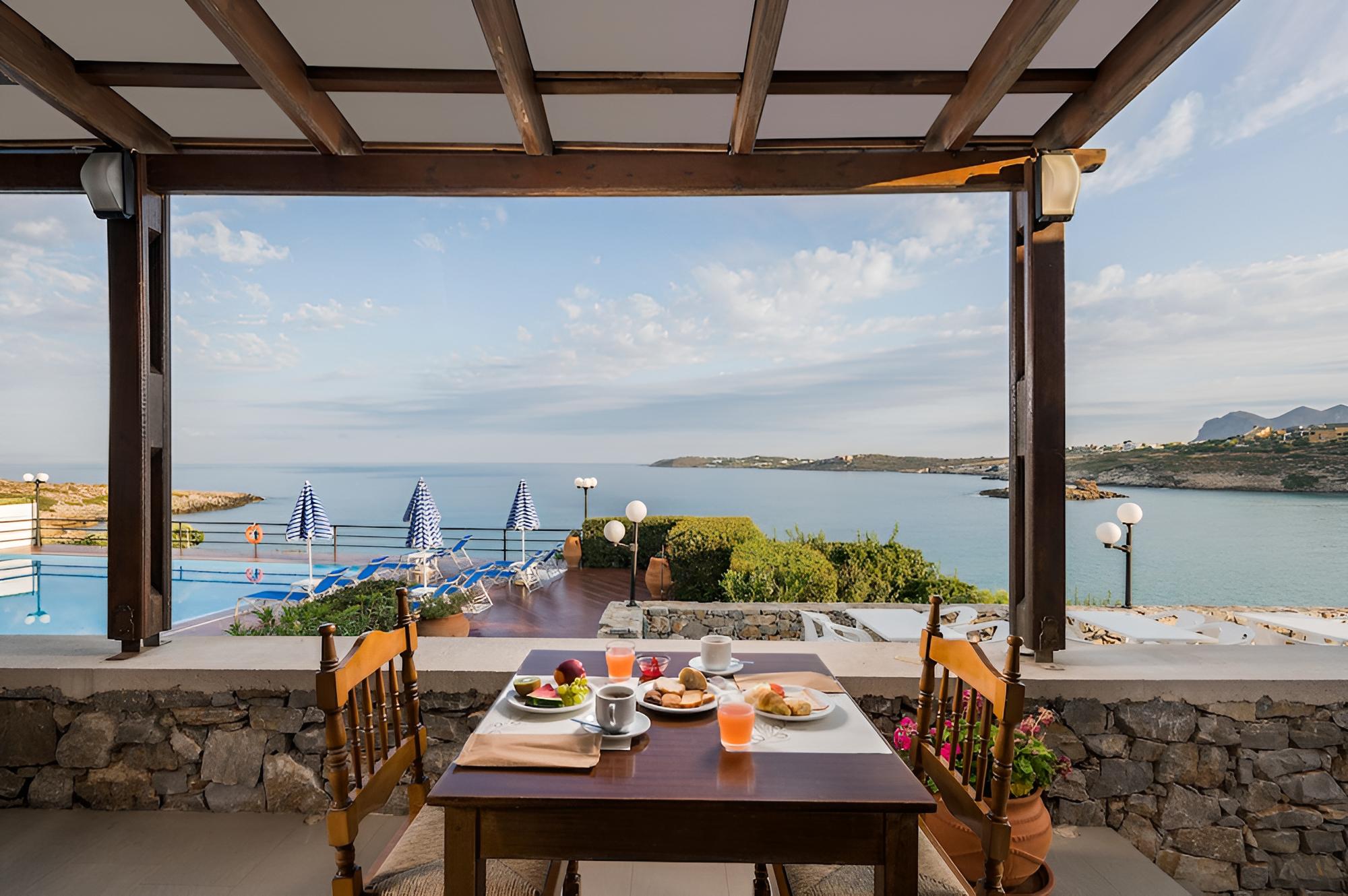 Lena Beach Hotel