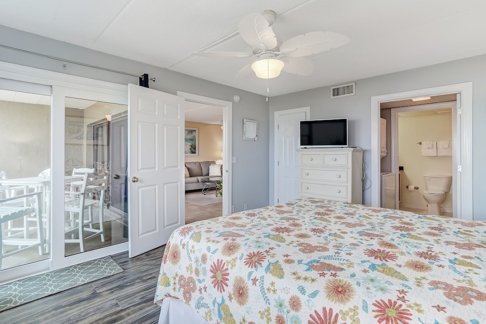 Amelia By The Sea 335 2 Bedroom Condo