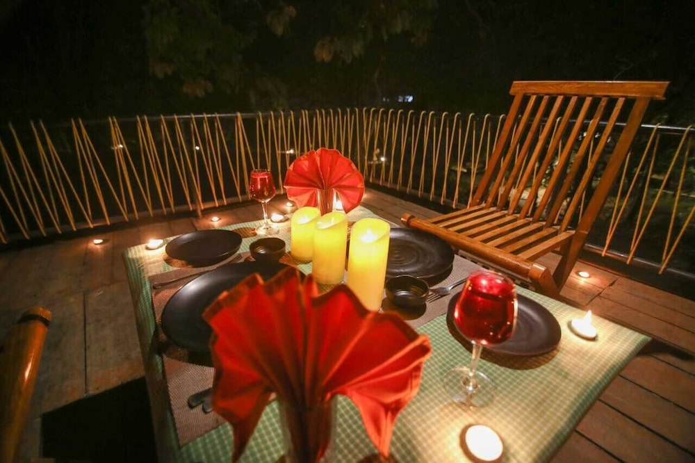 Wilderness camp Resort Pench