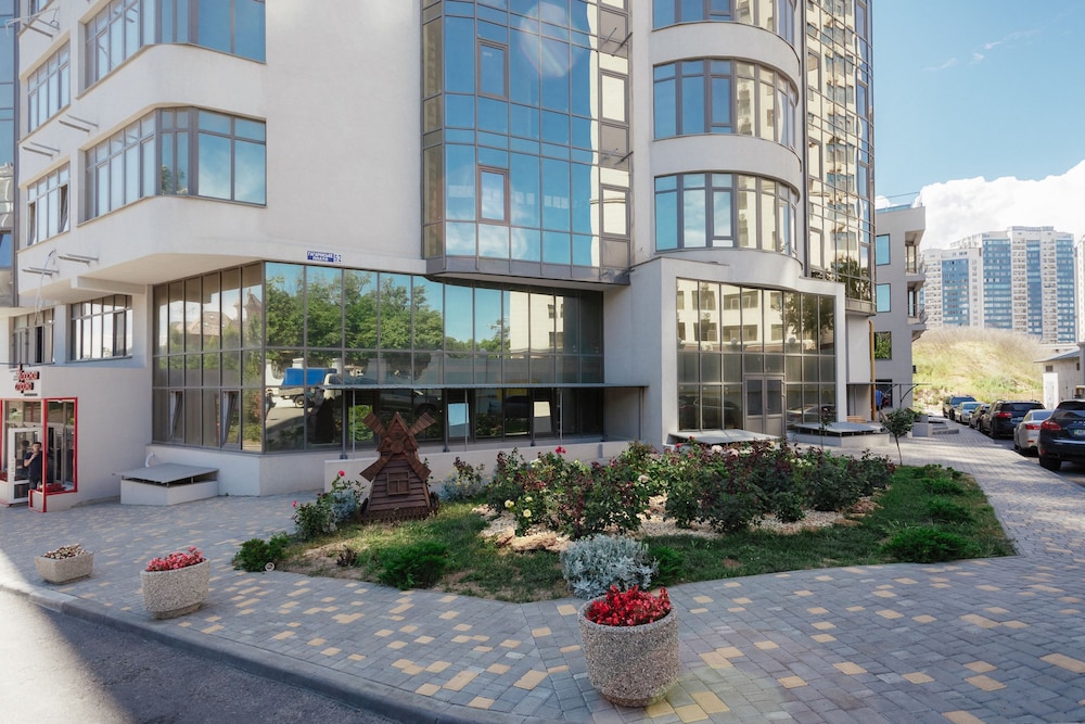 Arcadia Sky Apartments