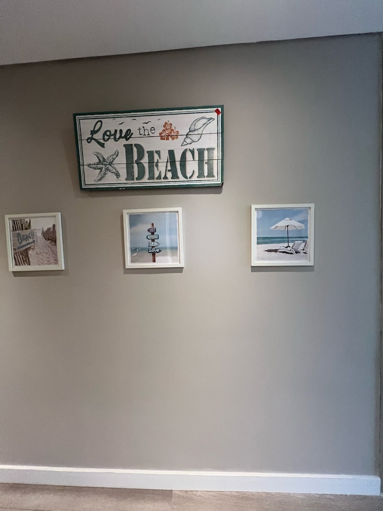 Bayside 201 Apartments