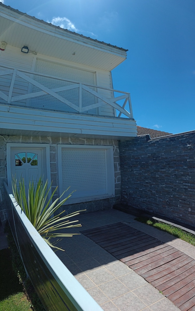 Casa Colinas