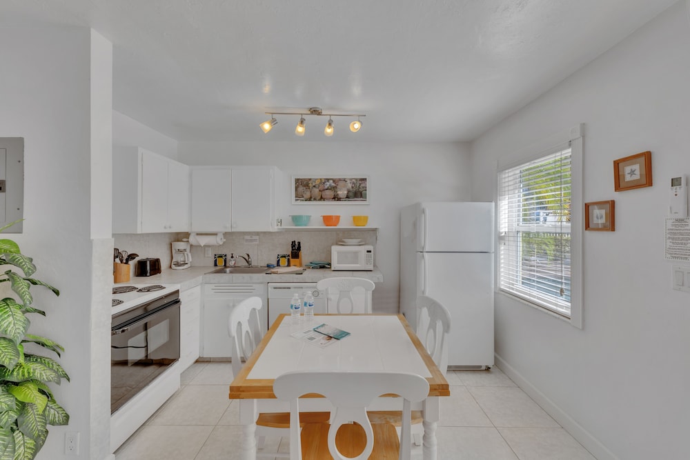 Bahama Beach Club of Pompano