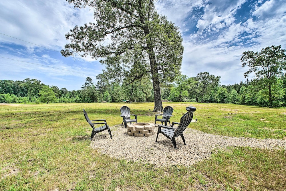 Broken Bow Cabin on 15 Acres w/ Stocked Fish Pond!