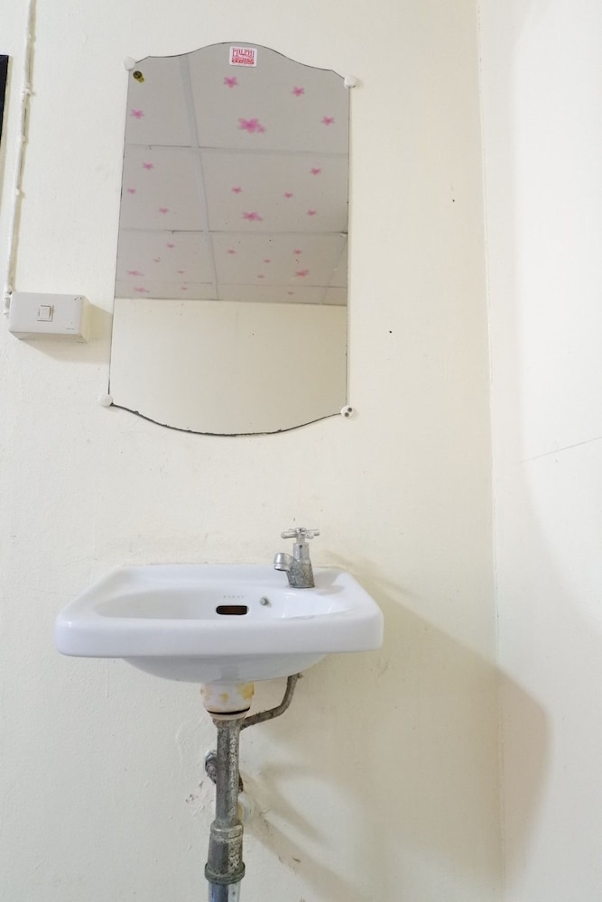 Harmony House - Hostel