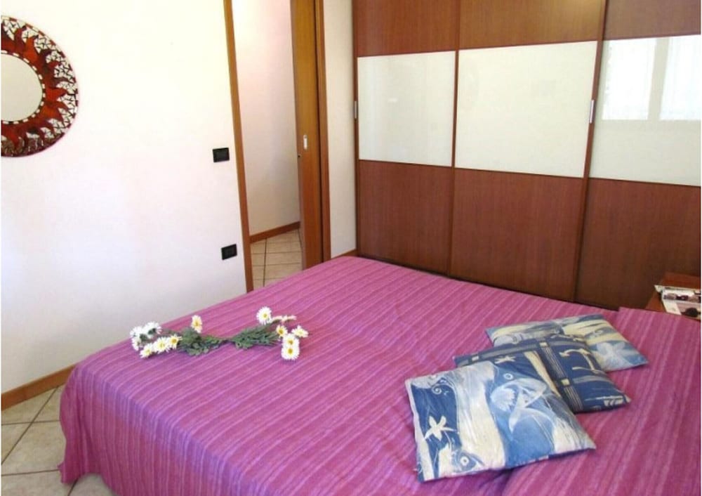 Bright Apartment 300mt From the Beach
