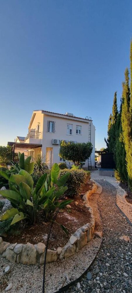 Fab Sea&mountain View Villa Close to the Beach