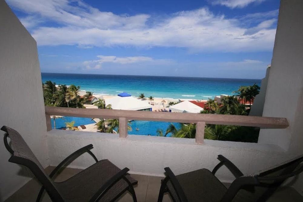 Solymar Cancun Condos