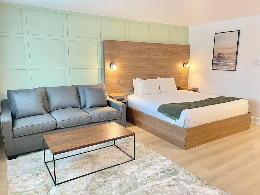Ucluelet Wildwood Inn