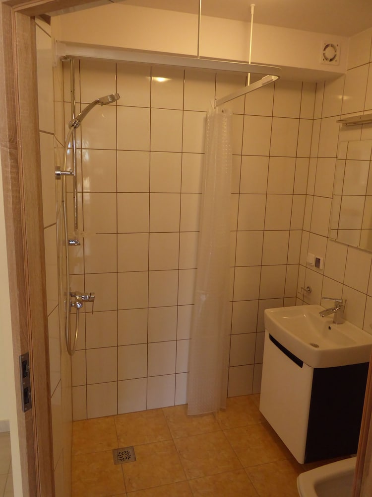 Kantal Basement