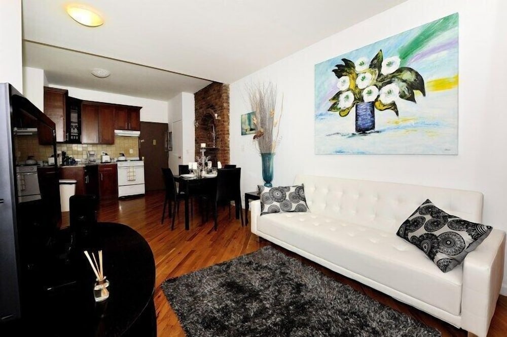 Market Rentals Downtown Apartments