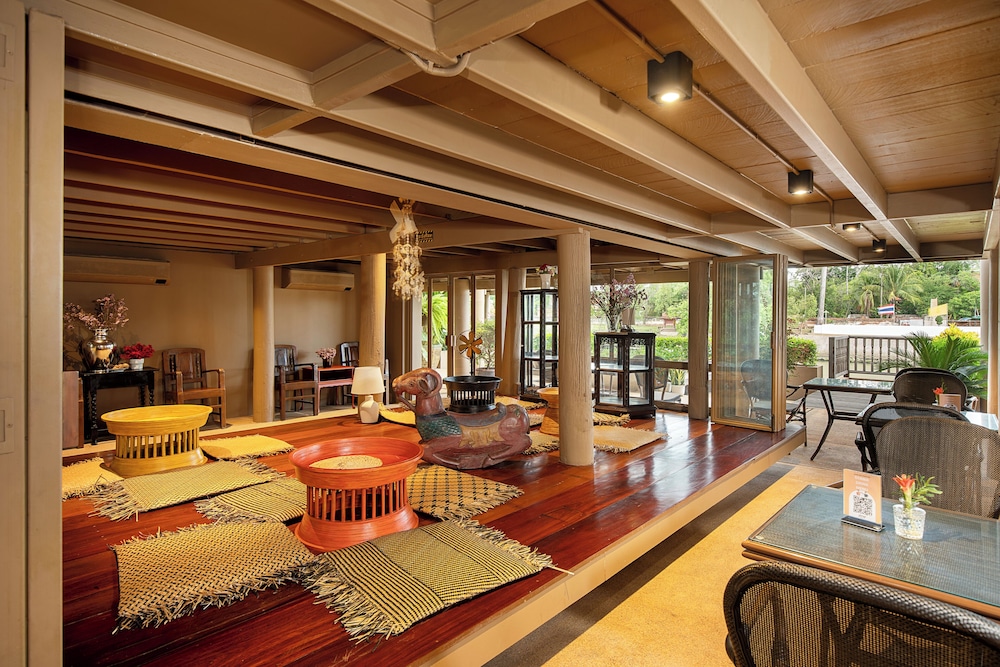 Syama Residence