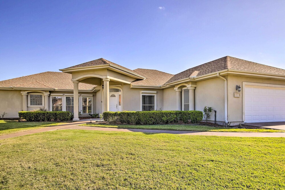 Bright Laguna Vista Home w/ Community Pool! view 5
