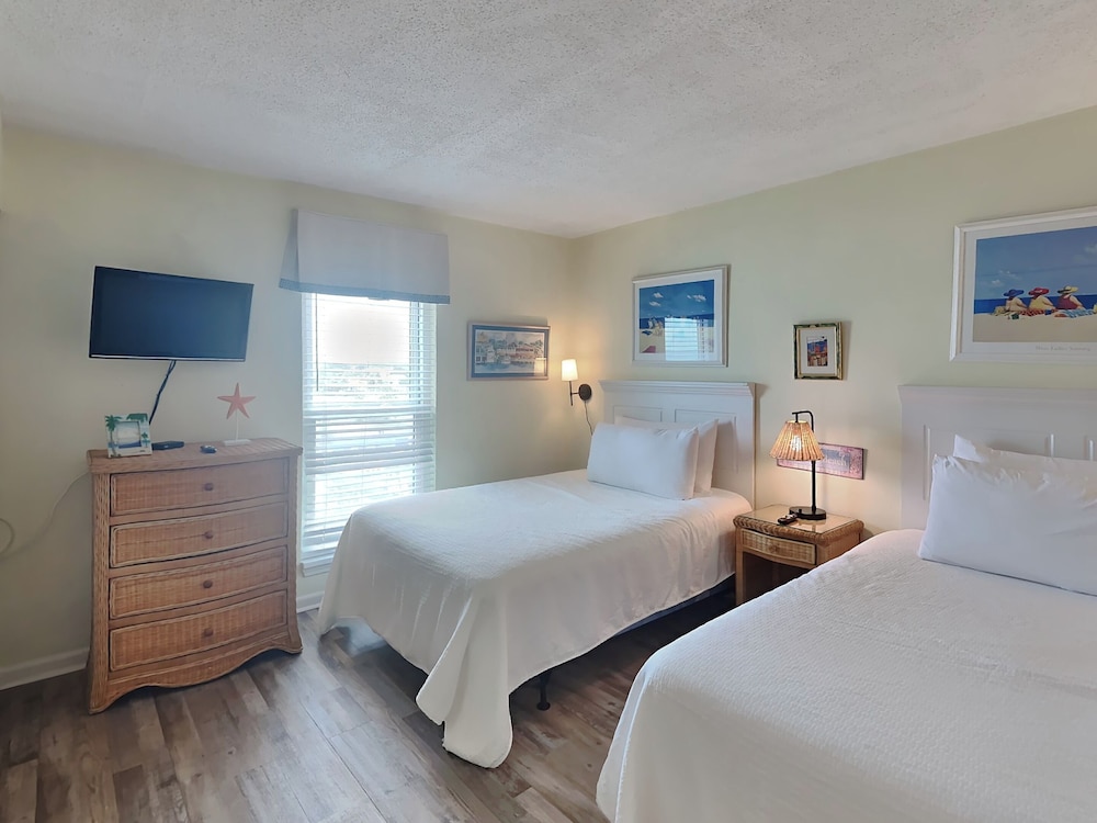 Emerald Isle #700 by Southern Vacation Rentals