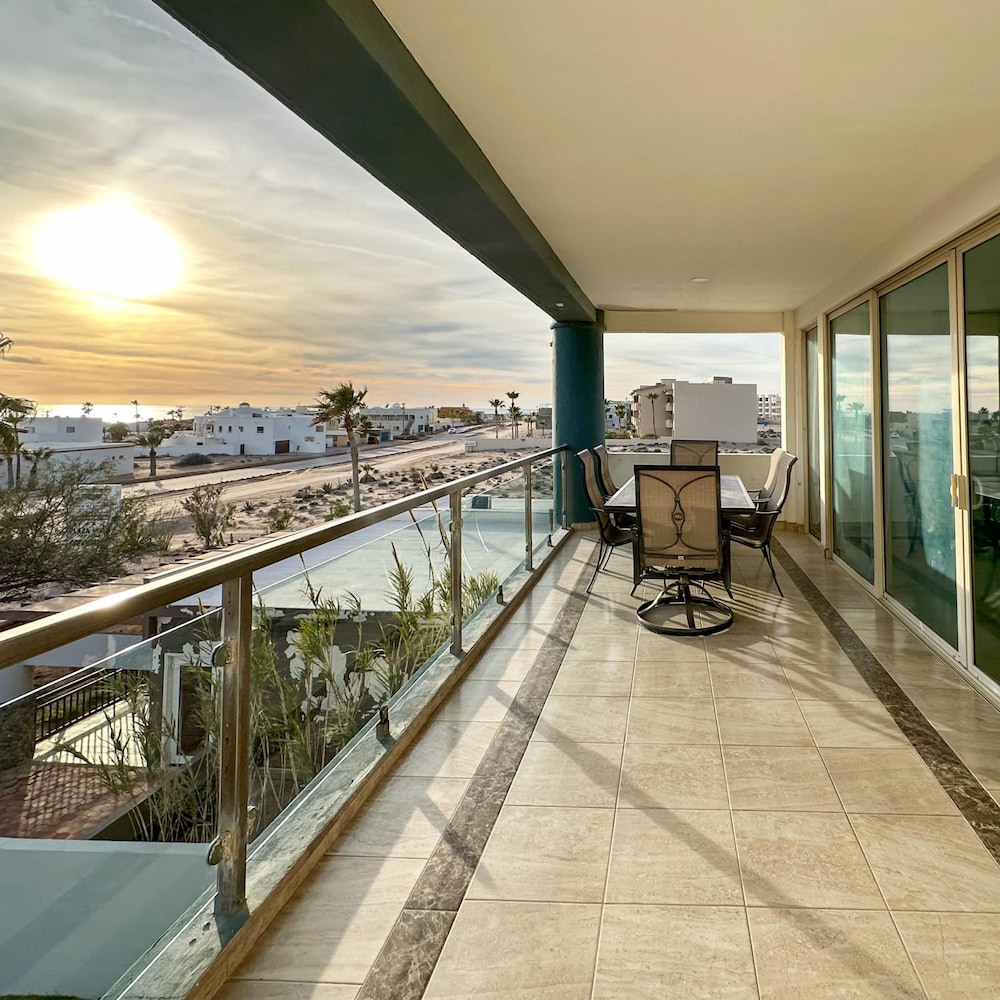 301 B Linda Vista Tranquil Sunset Vistas