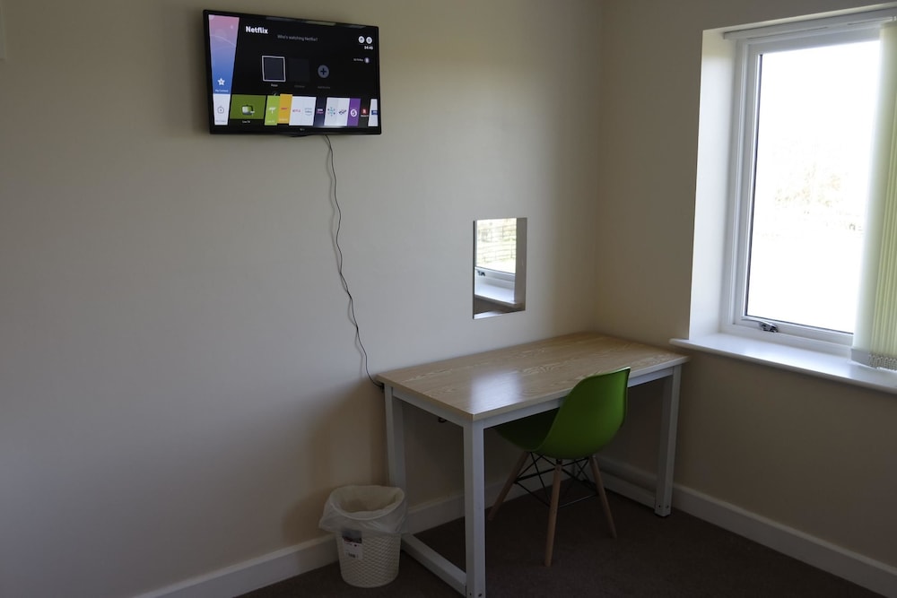 Jaylets Budget Glenfield view 3