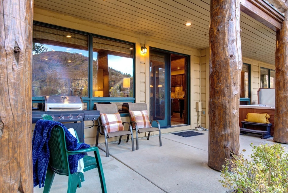 Deer Valley Bct-501 Hot Tub KBM Resorts