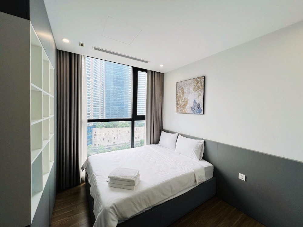 TIL - Vinhomes Skylake Elegance Suites