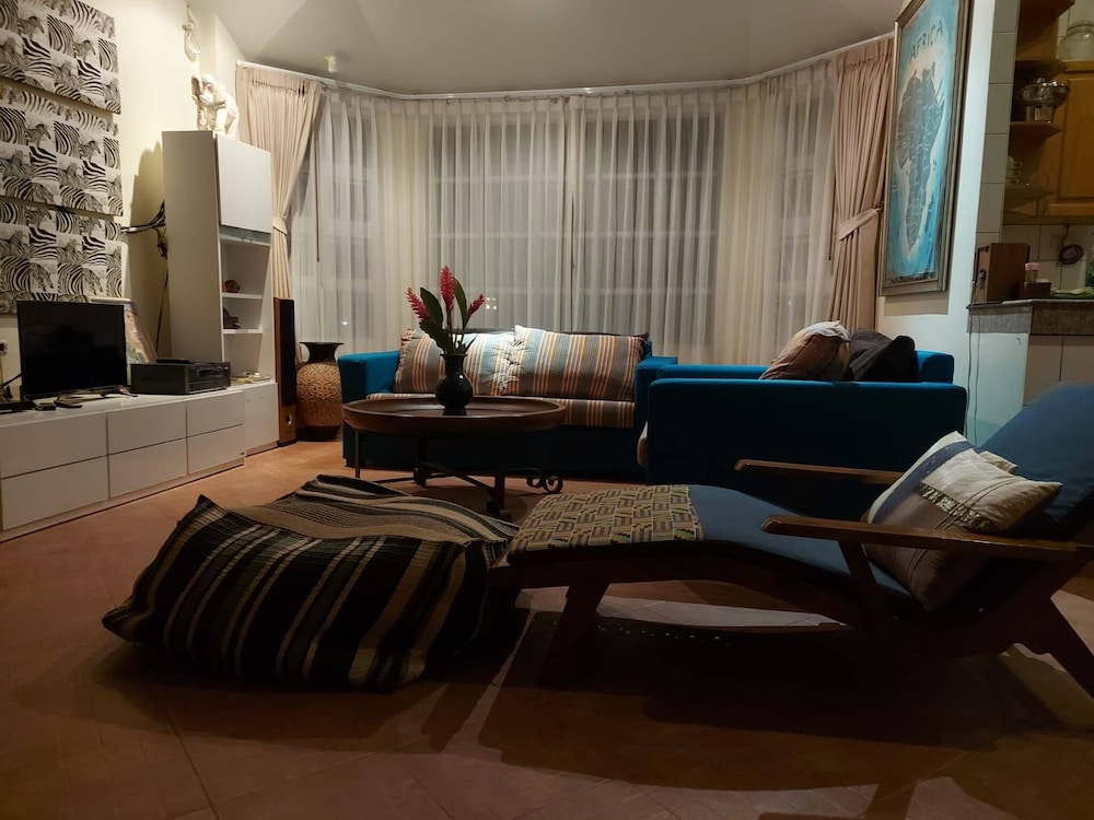 Mooni Sunshine Villa