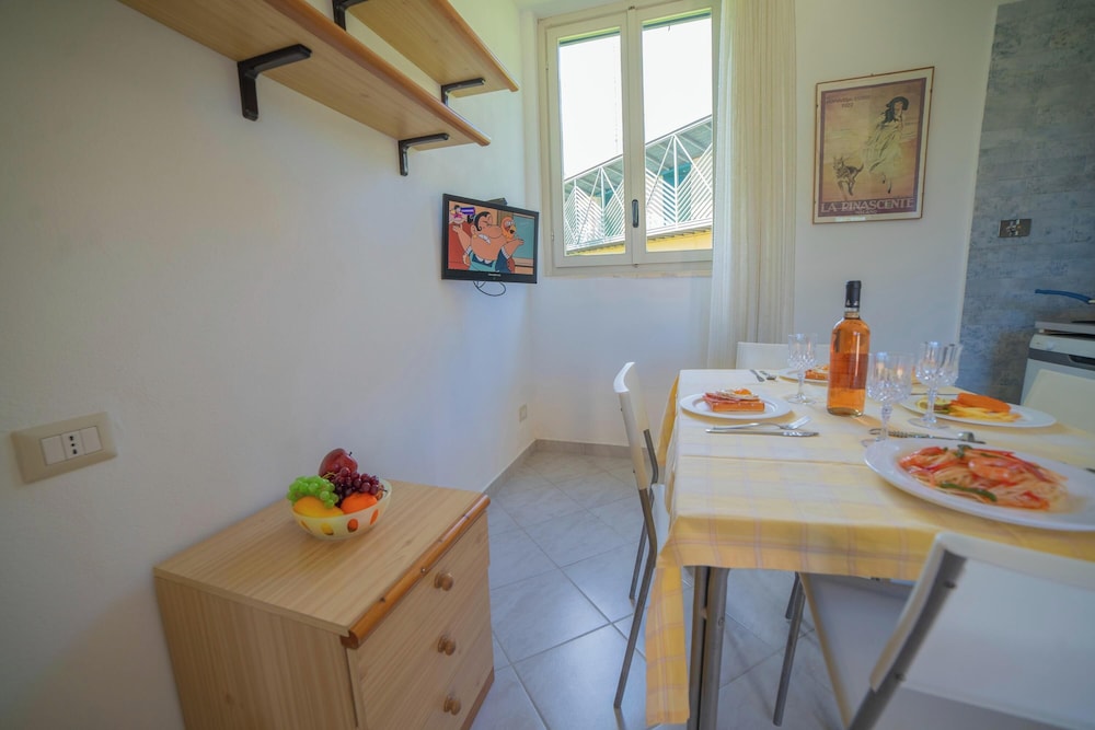 Le Onde Apartment 1 With Pool and Sea
