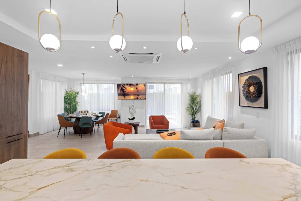 Stylish 3BR Villa by Vistacana Rentals